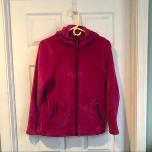 Land’s End girls fleece jacket with hood and pockets. Size 16/XL